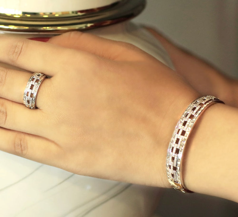 Buy Wish Bone Shimmering Adjustable Bracelet with Ring Online in Pakistan